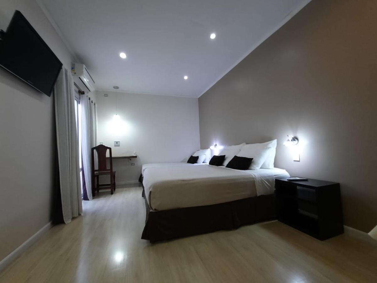 Posada Del Angu Puerto Iguazu Bagian luar foto